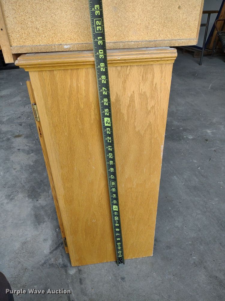 image for item LL9239 (3) cabinets