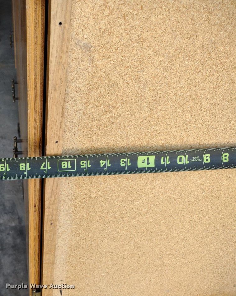 image for item LL9239 (3) cabinets