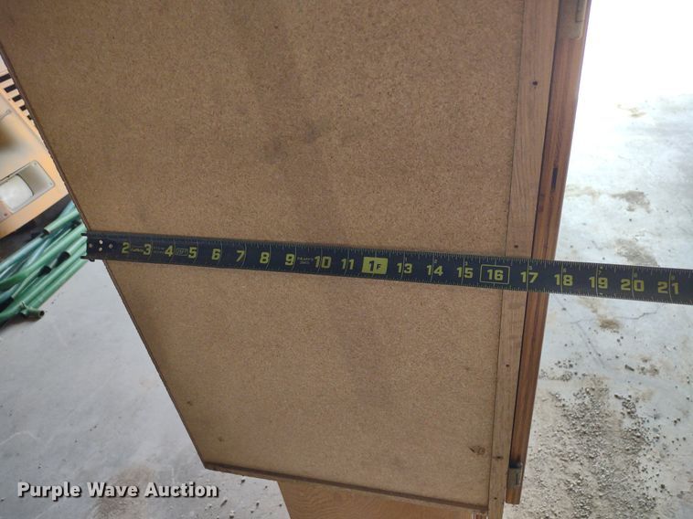 image for item LL9239 (3) cabinets