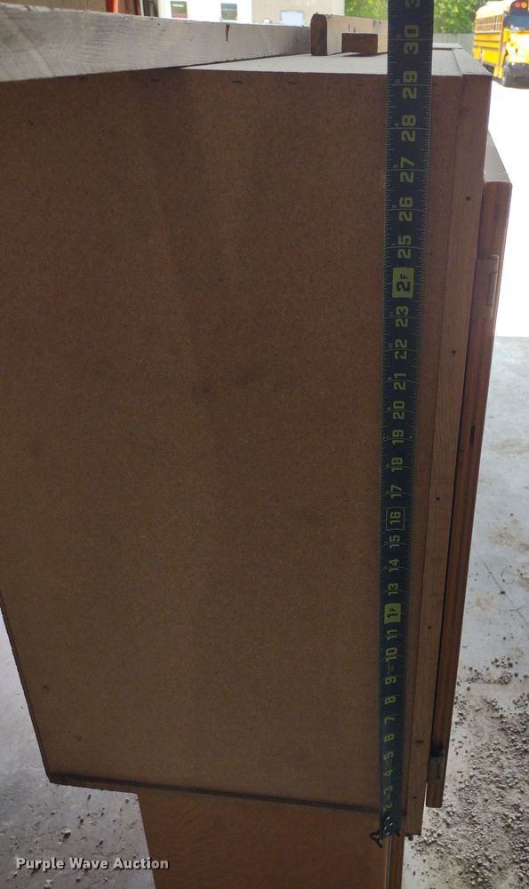 image for item LL9239 (3) cabinets