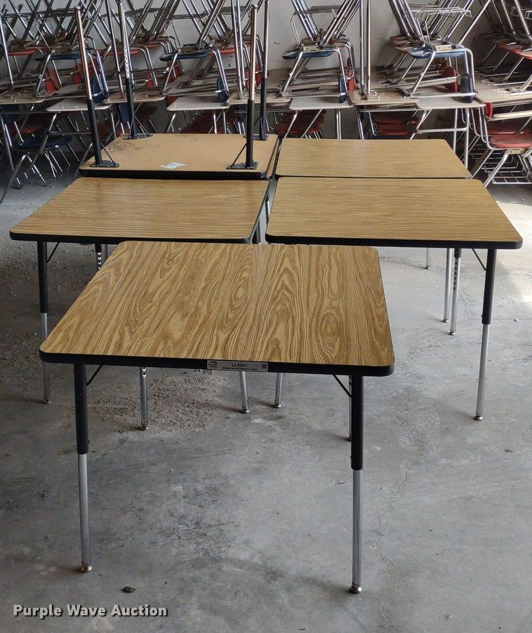 image for item LL9241 (6) 3' x 3' tables