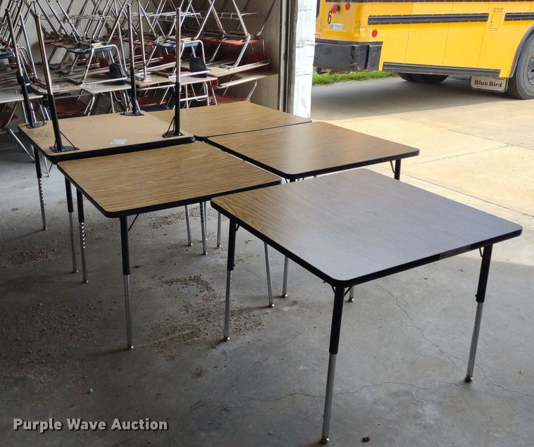 image for item LL9241 (6) 3' x 3' tables