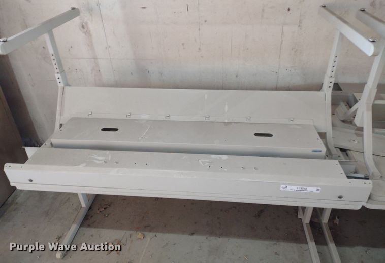 image for item LL9243 (6) desks