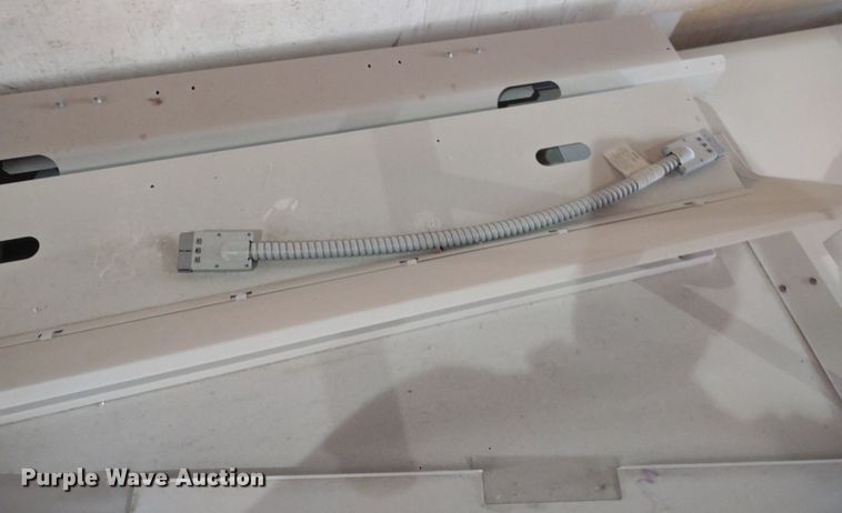 image for item LL9243 (6) desks