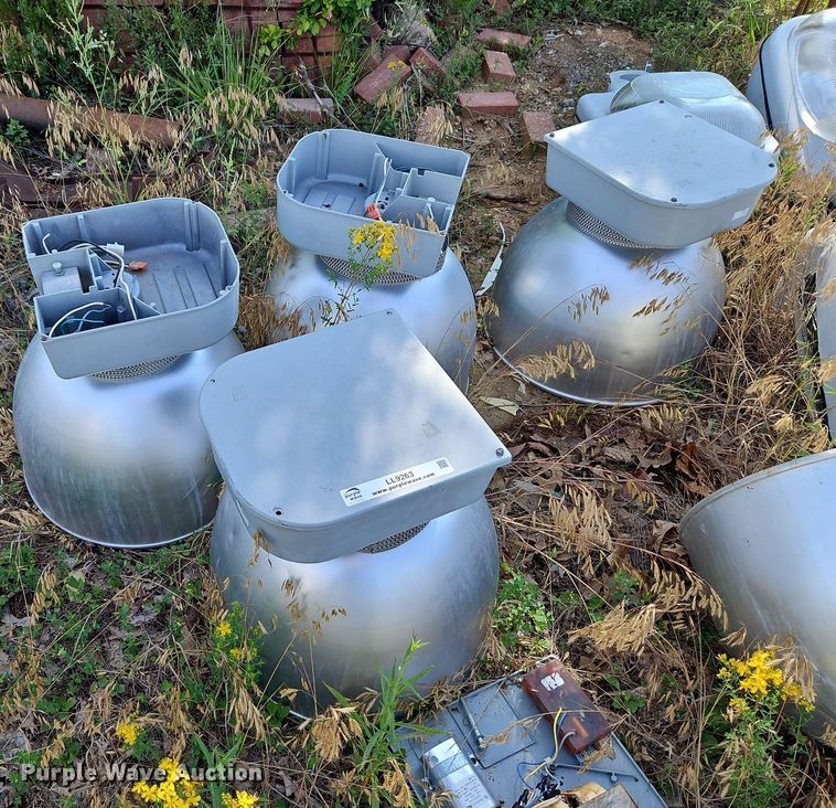 image for item LL9263 (9) street lights