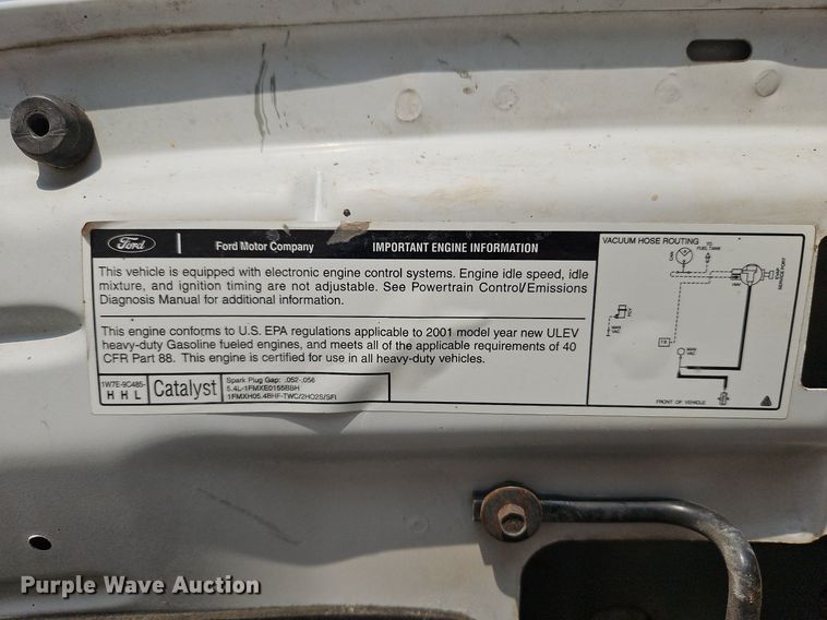 image for item LL9275 2001 Ford F250 Super Duty XL  pickup truck