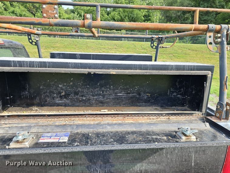 image for item LL9276 2003 Chevrolet Silverado 1500  Ext. Cab pickup truck