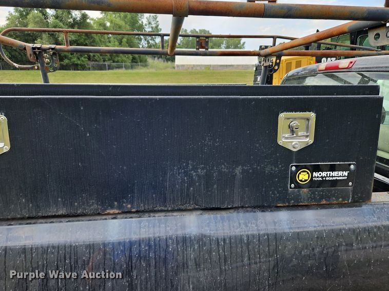 image for item LL9276 2003 Chevrolet Silverado 1500  Ext. Cab pickup truck