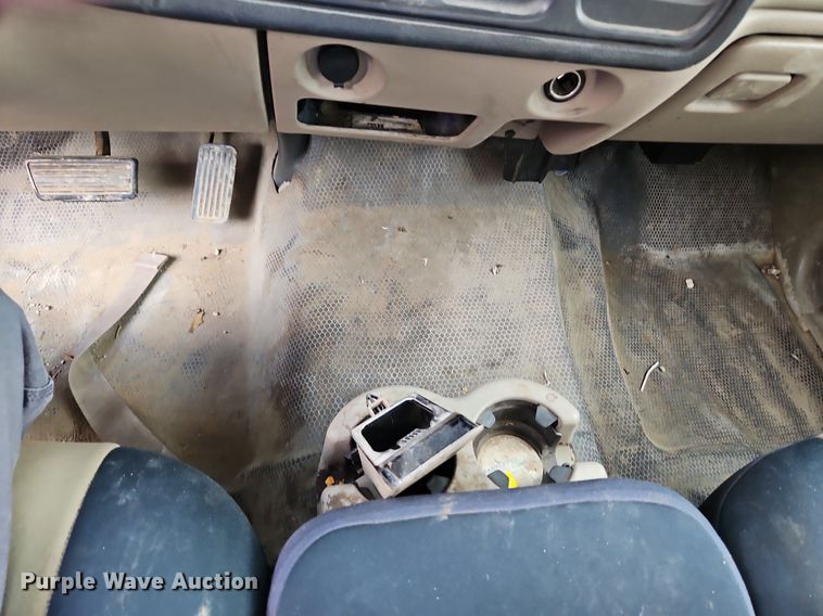 image for item LL9276 2003 Chevrolet Silverado 1500  Ext. Cab pickup truck