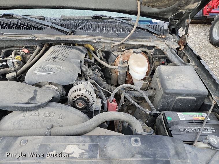 image for item LL9276 2003 Chevrolet Silverado 1500  Ext. Cab pickup truck