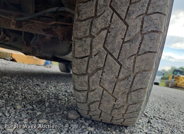 image for item LL9276 2003 Chevrolet Silverado 1500  Ext. Cab pickup truck