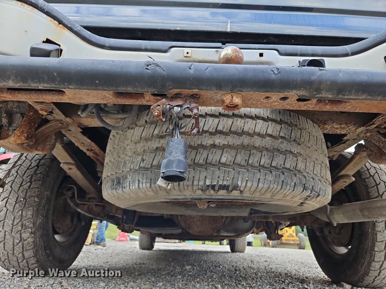 image for item LL9276 2003 Chevrolet Silverado 1500  Ext. Cab pickup truck