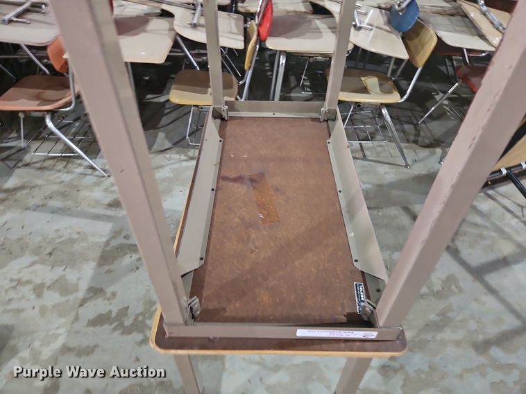 image for item LM9035 (4) tables