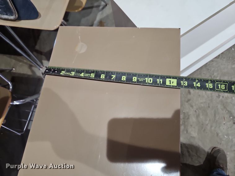 image for item LM9038 (3) shelves