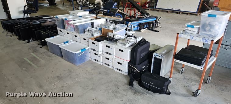 image for item LM9039 Office supplies and equipment