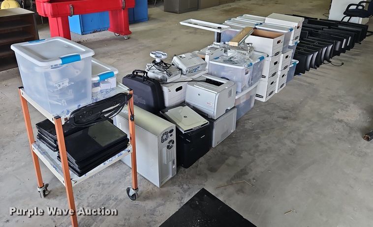 image for item LM9039 Office supplies and equipment