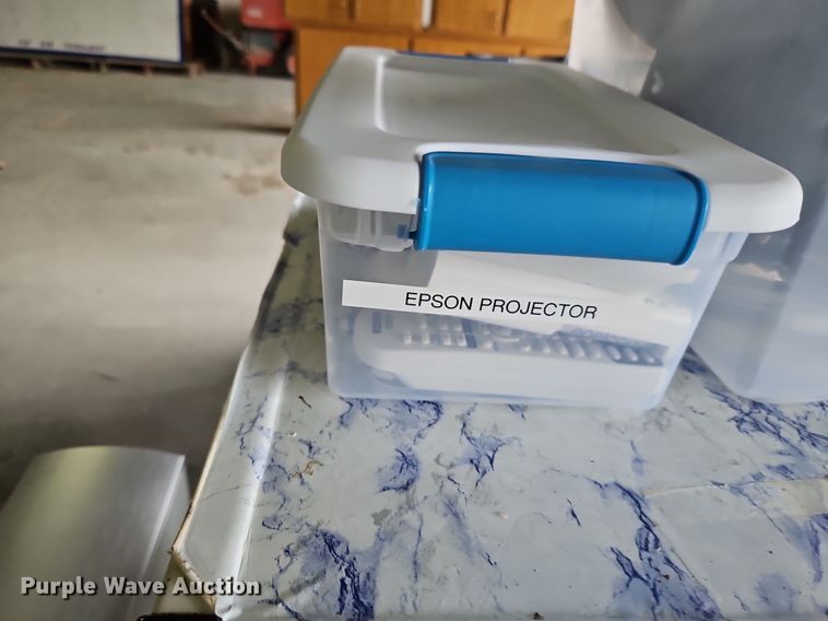 image for item LM9039 Office supplies and equipment