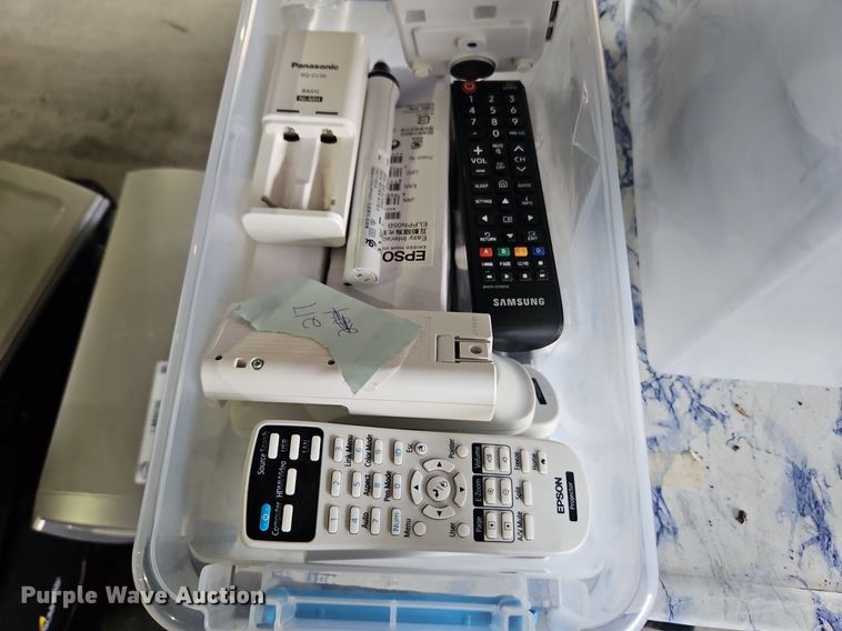 image for item LM9039 Office supplies and equipment