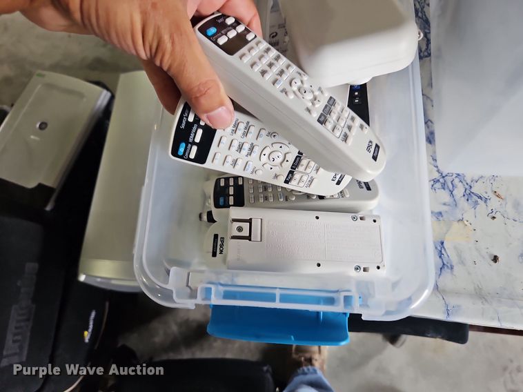 image for item LM9039 Office supplies and equipment