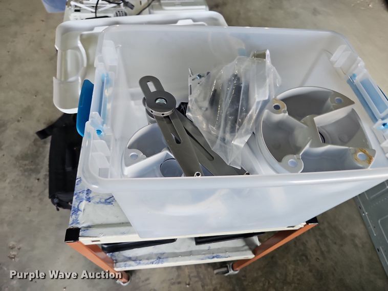 image for item LM9039 Office supplies and equipment