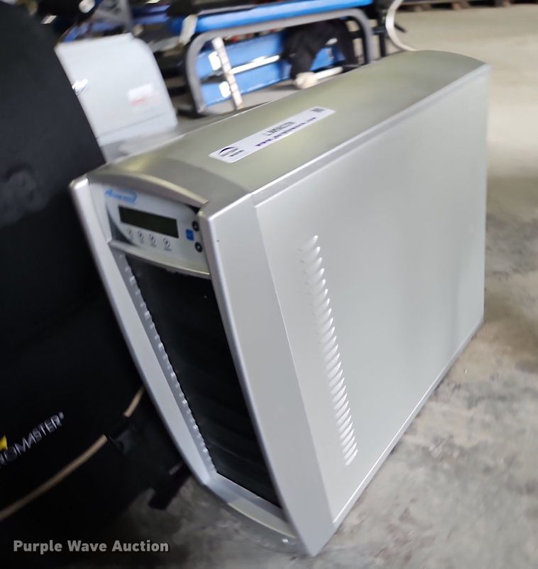 image for item LM9039 Office supplies and equipment