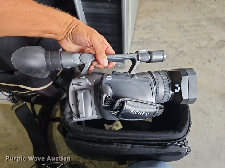 image for item LM9039 Office supplies and equipment