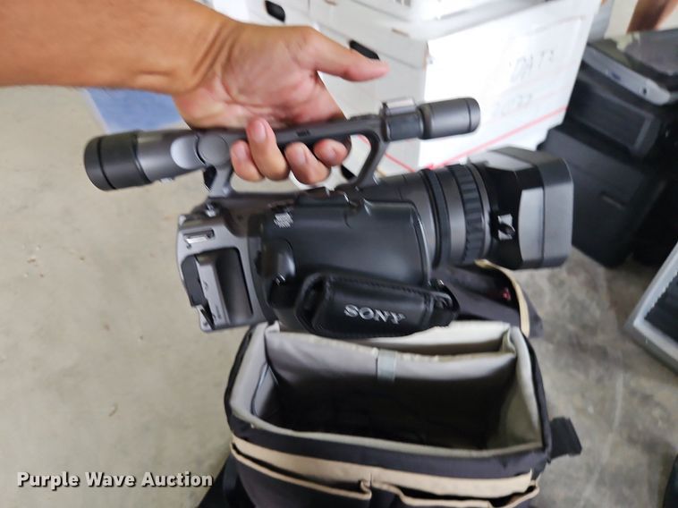 image for item LM9039 Office supplies and equipment