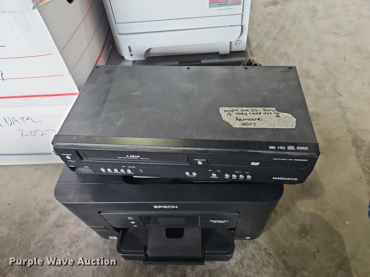 image for item LM9039 Office supplies and equipment