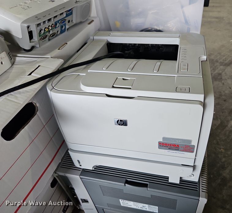 image for item LM9039 Office supplies and equipment