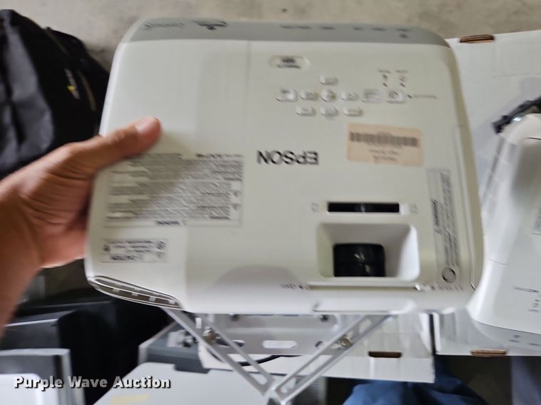 image for item LM9039 Office supplies and equipment