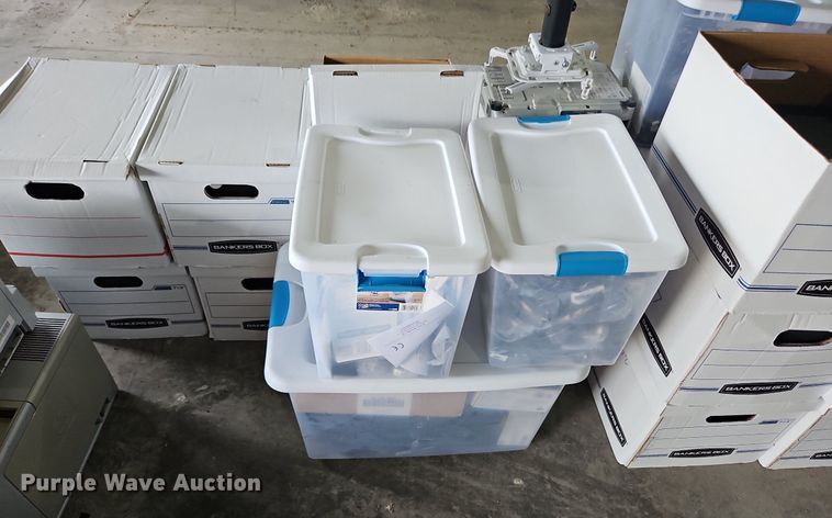 image for item LM9039 Office supplies and equipment