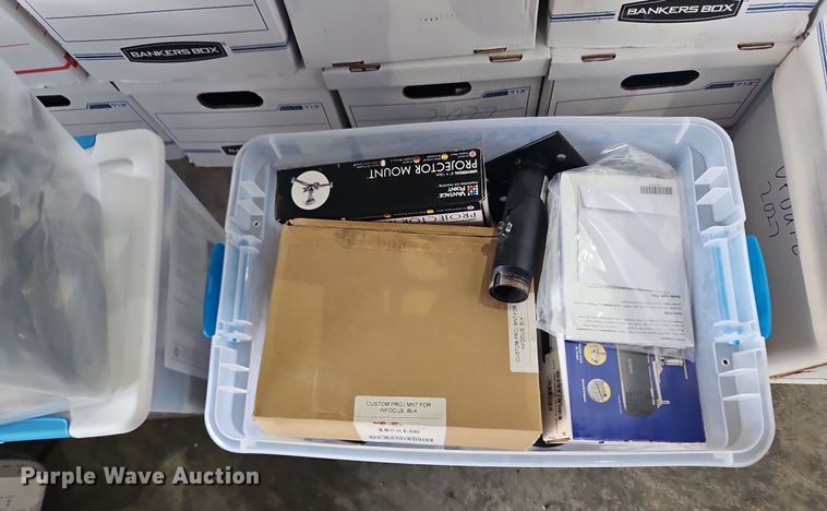 image for item LM9039 Office supplies and equipment