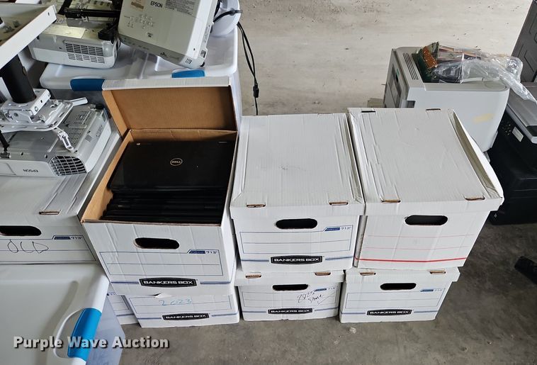 image for item LM9039 Office supplies and equipment