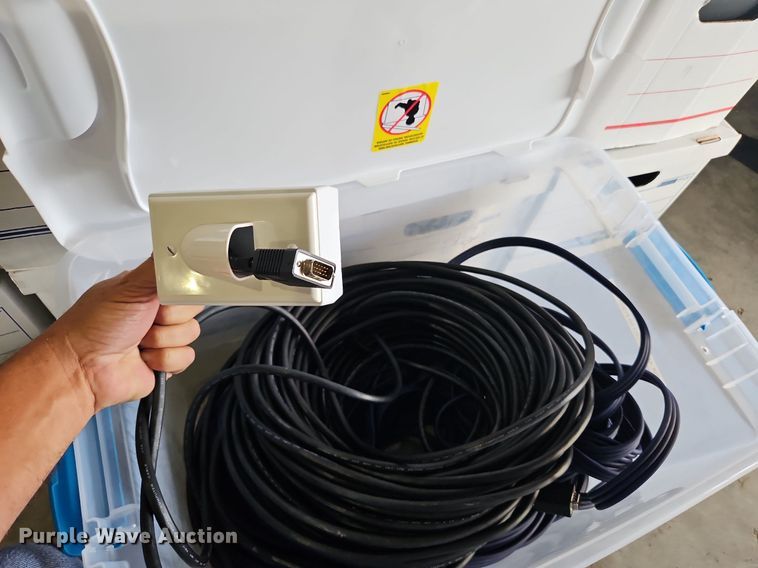 image for item LM9039 Office supplies and equipment