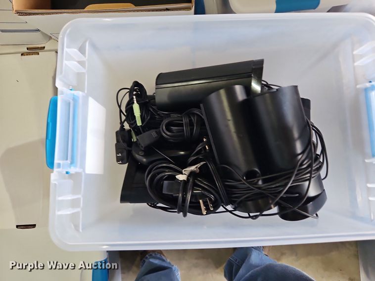 image for item LM9039 Office supplies and equipment