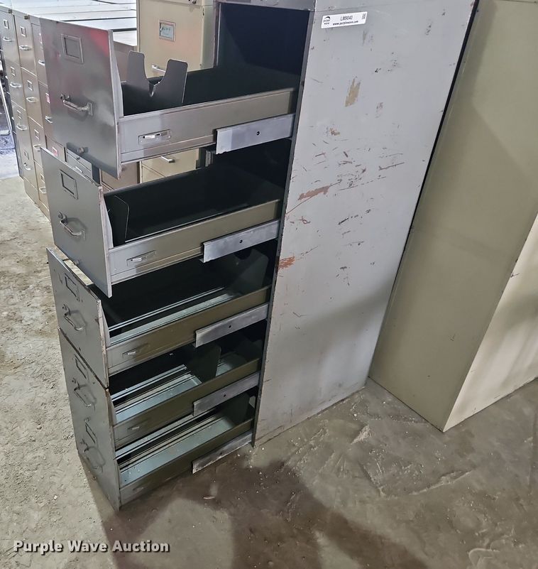image for item LM9040 (17) file cabinets