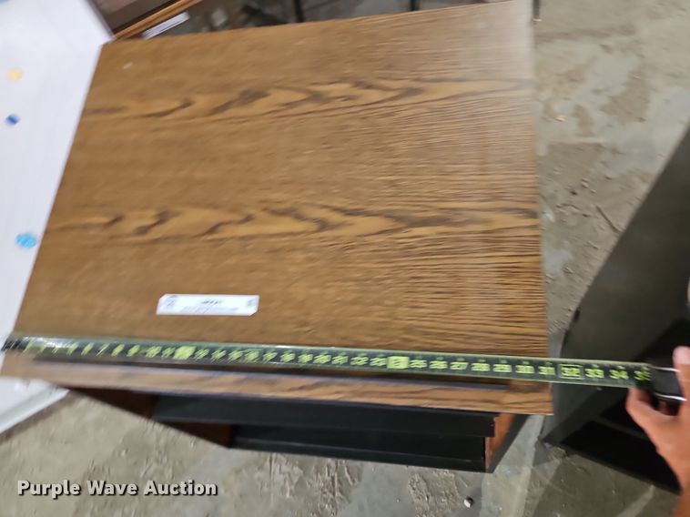 image for item LM9041 Office supplies and equipment