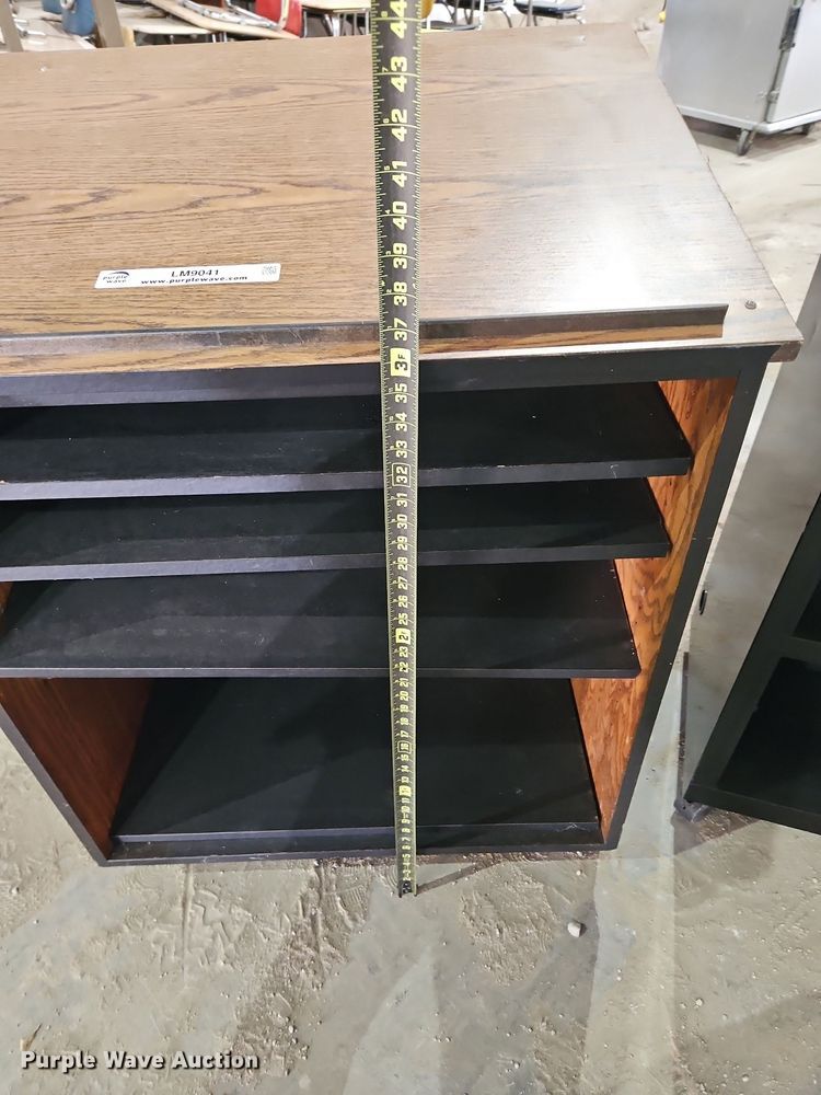 image for item LM9041 Office supplies and equipment