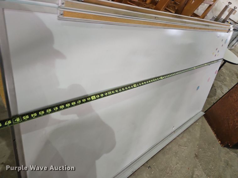 image for item LM9041 Office supplies and equipment