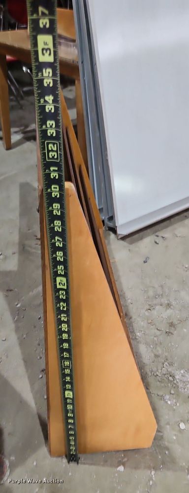 image for item LM9041 Office supplies and equipment