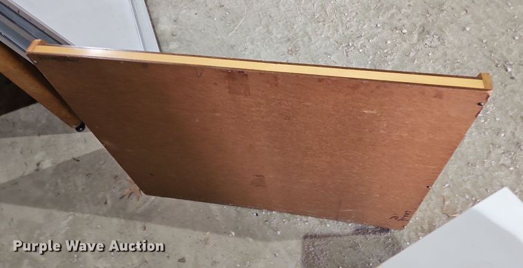 image for item LM9041 Office supplies and equipment