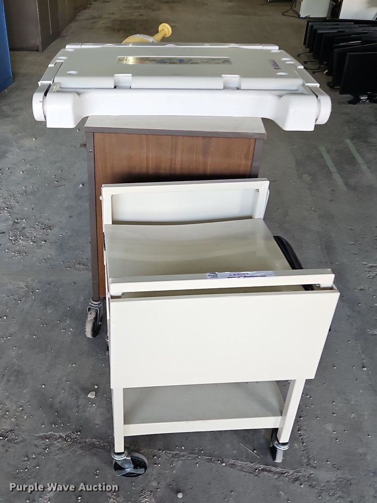 image for item LM9043 Office supplies and equipment