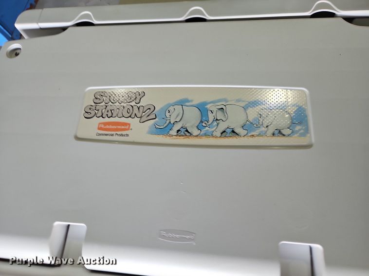 image for item LM9043 Office supplies and equipment