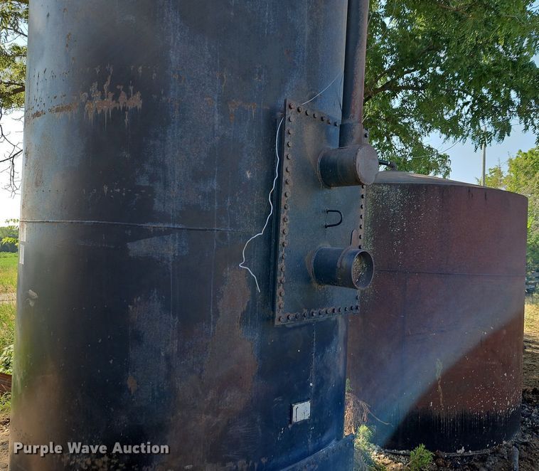 image for item LM9047 (3) tanks