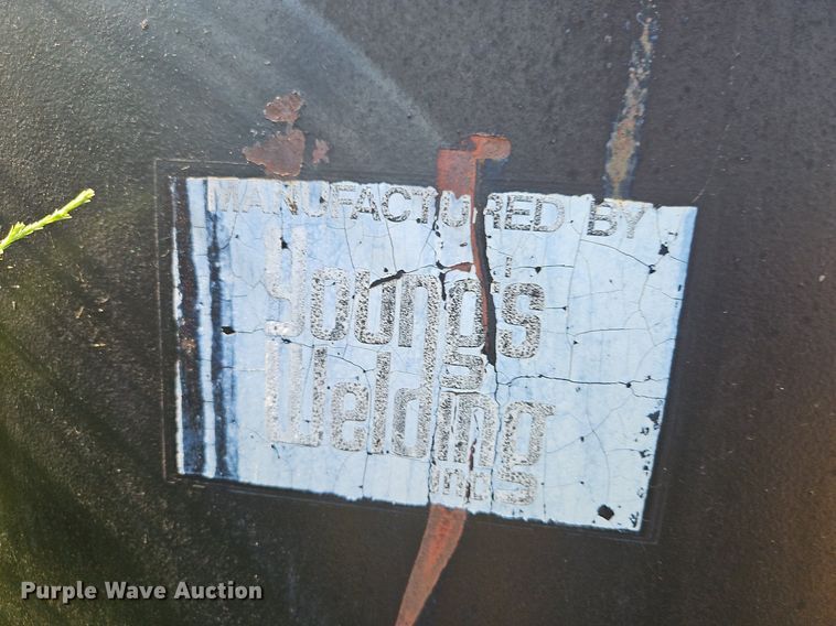 image for item LM9048 (4) tanks