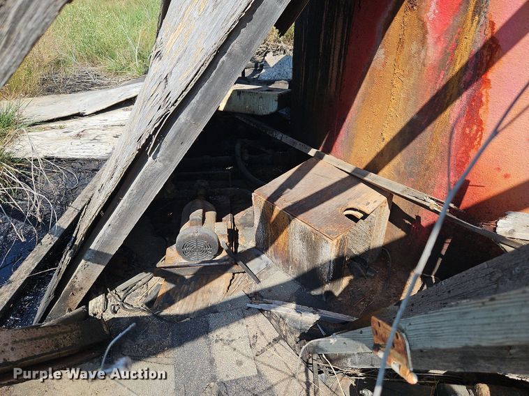 image for item LM9050 Oilfield equipment