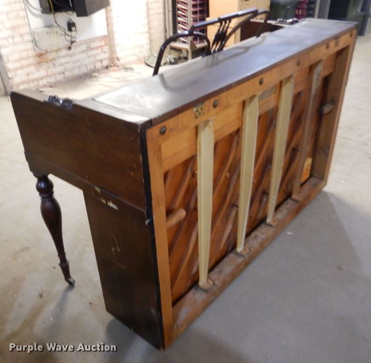 image for item LP9335 Everett Piano Company  piano