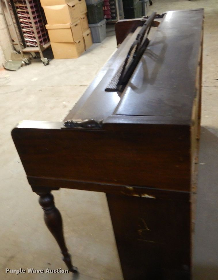 image for item LP9335 Everett Piano Company  piano