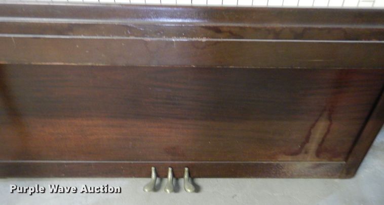 image for item LP9335 Everett Piano Company  piano