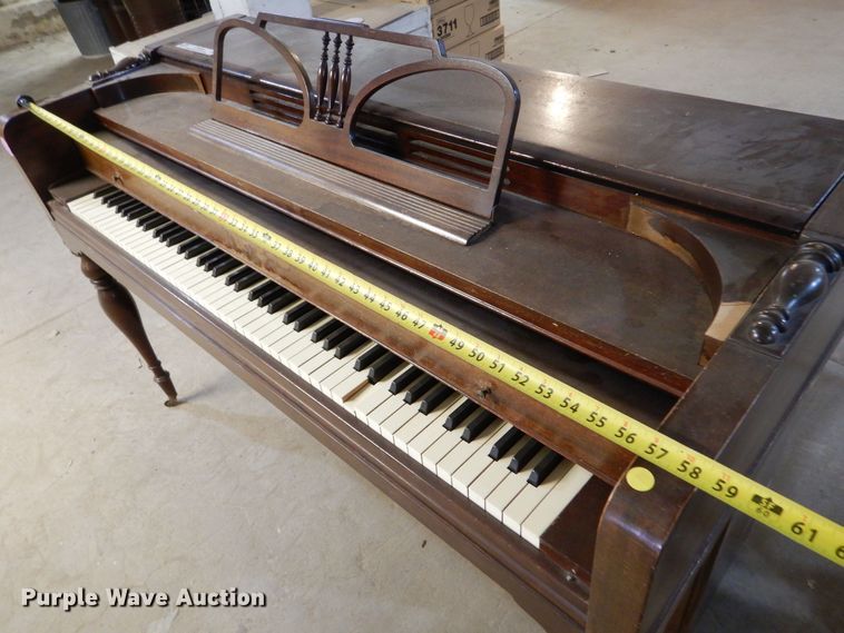 image for item LP9335 Everett Piano Company  piano